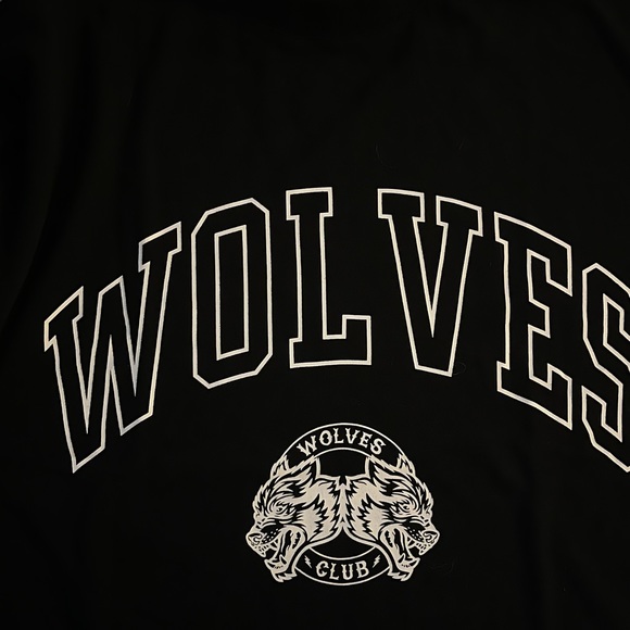 Darc sport wolves tee size L NWT SOLD - Picture 1 of 3